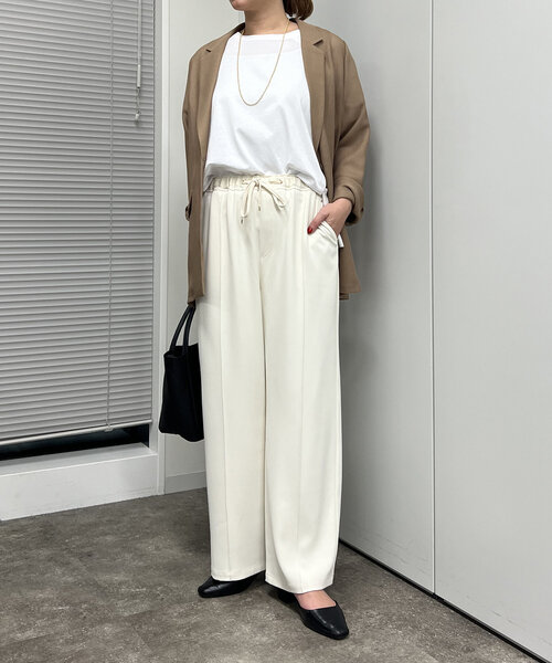 Jena espace merveilleux（ジェナ　エスパスメルヴェイユ）の「【きれい見え／サイズ展開あり】トロミイージーパンツ（その他パンツ・レディース・ブラック/グレー/オフホワイト・2/1）」の7枚目の写真