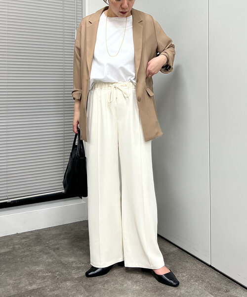 Jena espace merveilleux（ジェナ　エスパスメルヴェイユ）の「【きれい見え／サイズ展開あり】トロミイージーパンツ（その他パンツ・レディース・ブラック/グレー/オフホワイト・2/1）」の8枚目の写真