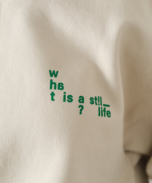 WHIMSIC（ウィムジック）の「【WHIMSIC】ロゴプリントスウェット”SILENCE IS VIOLENC”（スウェット・レディース・グレー/サンドベージュ・FREE）」の16枚目の写真