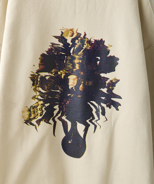 WHIMSIC（ウィムジック）の「【WHIMSIC】ロゴプリントスウェット”SILENCE IS VIOLENC”（スウェット・レディース・グレー/サンドベージュ・FREE）」の17枚目の写真