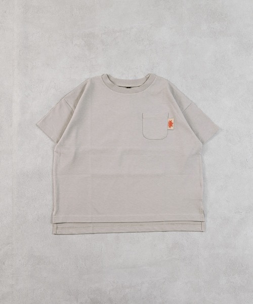 Life Support Products(ライフサポートプロダクツ)の「【防汚加工】半袖ポケットTシャツ(Tシャツ/カットソー・キッズ・ライトグリーン/ブルー系その他/ホワイト系その他/ライトグレー/ライトブルー/オフホワイト/サンドベージュ/レッド・110/100/95/90/80/150/140/130/120)」の1枚目の写真