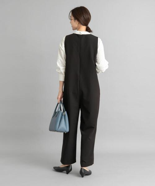 URBAN RESEARCH DOORS(アーバンリサーチドアーズ)の「Vネックオールインワン(サロペット/オーバーオール・レディース・ブラック・SMALL/MEDIUM)」の18枚目の写真