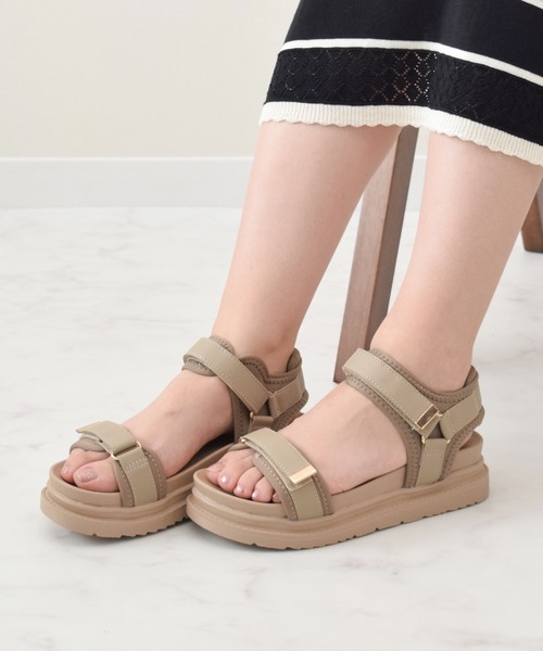 Bridget Birkin（ブリジットバーキン）の「【Bridget Birkin】ダブルベルト厚底スポーツサンダル(552122)（サンダル・レディース・ブラック/アイボリー/ベージュ・S/M/L/LL）」の3枚目の写真