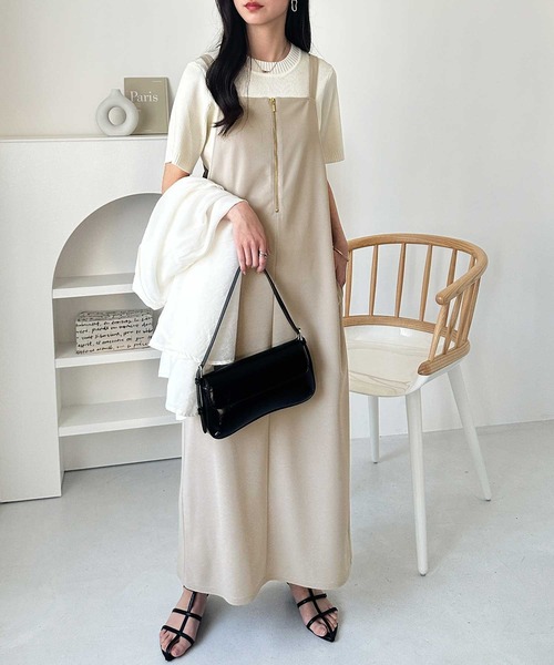 GeeRA（ジーラ）の「【S-XLサイズ展開】ハーフジップカットジョーゼットキャミワンピース（ワンピース・レディース・ベージュ/ブラック・LARGE/X-LARGE/MEDIUM/SMALL）」の10枚目の写真