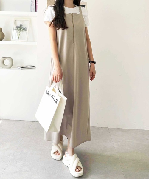 GeeRA（ジーラ）の「【S-XLサイズ展開】ハーフジップカットジョーゼットキャミワンピース（ワンピース・レディース・ベージュ/ブラック・LARGE/X-LARGE/MEDIUM/SMALL）」の16枚目の写真