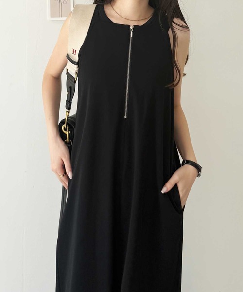 GeeRA（ジーラ）の「【S-XLサイズ展開】ハーフジップカットジョーゼットキャミワンピース（ワンピース・レディース・ベージュ/ブラック・LARGE/X-LARGE/MEDIUM/SMALL）」の13枚目の写真