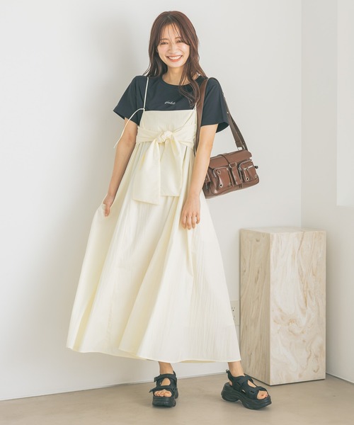 mysty woman(ミスティウーマン)の「2WAYリボンキャミワンピース 328016(ワンピース・レディース・ホワイト/グリーン系その他/ブラック・FREE)」の1枚目の写真