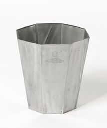 PUEBCO（プエブコ）の「RECYCLE STEEL TRASH CAN Octagon（ダストボックス・キッズ）」