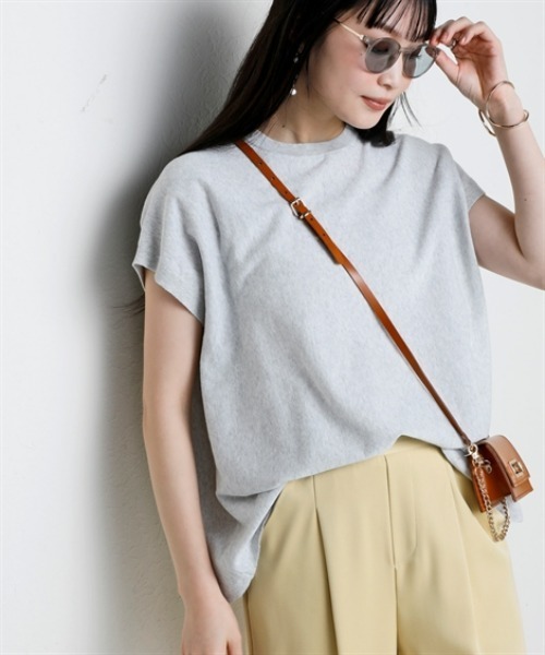 nissen(ニッセン)の「さらっとかるい綿混Aラインフレンチニットトップス【接触冷感・毛玉になりにくい】<大きいサイズ有>(ニット/セーター・レディース・ブラック/杢グレー/モカ/イエロー・S/M/L/LL/3L)」の5枚目の写真