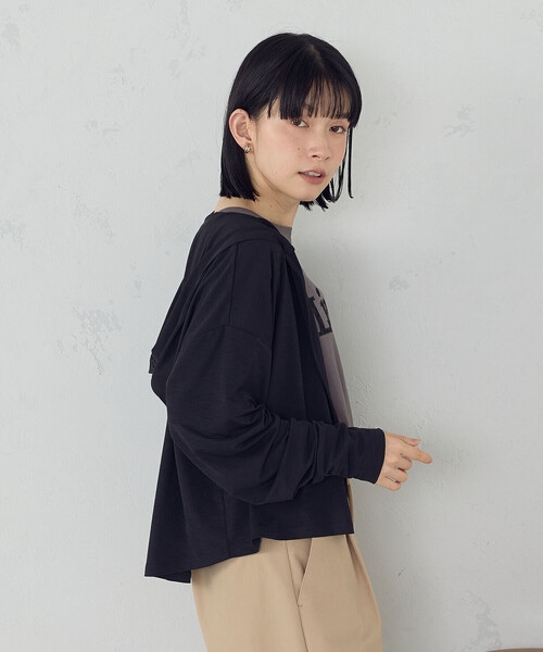 COMME CA ISM(コムサイズム)の「【接触冷感・UVカット】着流しフーディカーディガン(カーディガン/ボレロ・レディース・ライトグレー/ネイビー/ブラック・FREE)」の16枚目の写真