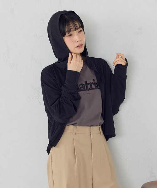 COMME CA ISM(コムサイズム)の「【接触冷感・UVカット】着流しフーディカーディガン(カーディガン/ボレロ・レディース・ライトグレー/ネイビー/ブラック・FREE)」の18枚目の写真