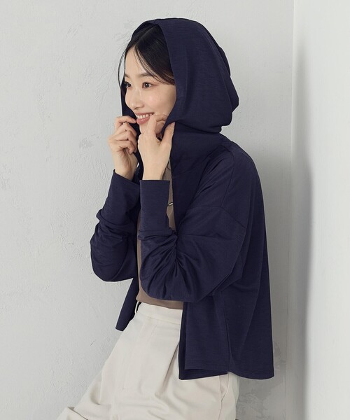COMME CA ISM(コムサイズム)の「【接触冷感・UVカット】着流しフーディカーディガン(カーディガン/ボレロ・レディース・ライトグレー/ネイビー/ブラック・FREE)」の21枚目の写真