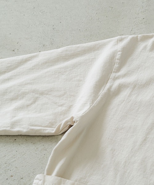 quadro(クオドロ)の「ドライ度詰天竺ヘンリーネックプルオーバー(Tシャツ/カットソー・メンズ・ダークネイビー/グリーン/キナリ/モカ・LARGE/MEDIUM)」の11枚目の写真