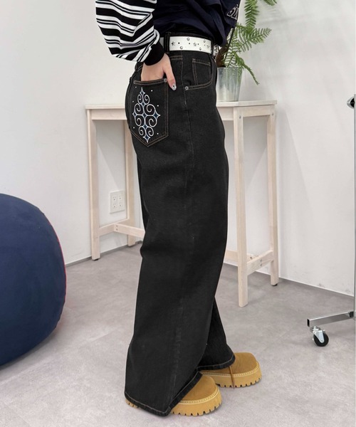 sedacle(セダクル)の「ヒップ配色デザインデニム(デニムパンツ・レディース・ブラック/ライトブルー・LARGE/SMALL/MEDIUM)」の5枚目の写真