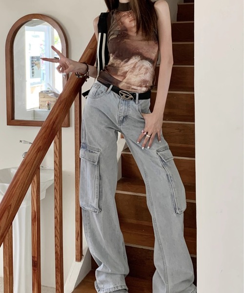 LETee（レティー）の「ウォッシュデニム　カーゴパンツ（デニムパンツ・レディース・ライトブルー・S/M）」の4枚目の写真