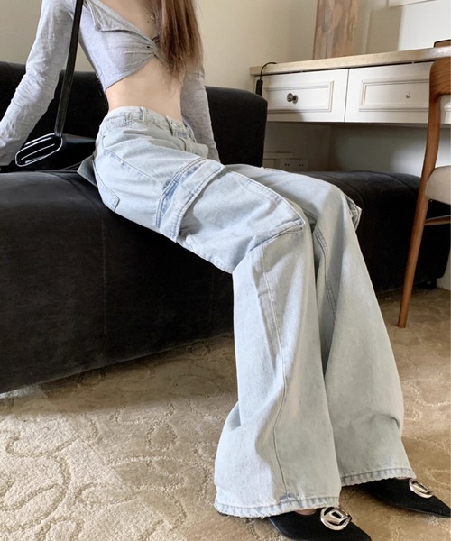 LETee（レティー）の「ウォッシュデニム　カーゴパンツ（デニムパンツ・レディース・ライトブルー・S/M）」の9枚目の写真
