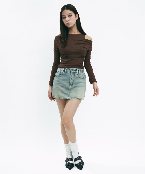 Clum(クルム)の「Vintage-like denim skirt (with shorts) / ヴィンテージライクデニムスカート(ショーツ付き)(スカート・レディース・ブラック/ライトブルー/ブルー・MEDIUM/SMALL)」の18枚目の写真
