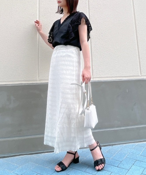 &soiree(アンドソワレ)の「【&soiree】シャーリングロングスカート(CP)(スカート・レディース・イエロー/ブラック/アイボリー・FREE)」の8枚目の写真