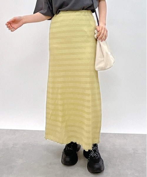 &soiree(アンドソワレ)の「【&soiree】シャーリングロングスカート(CP)(スカート・レディース・イエロー/ブラック/アイボリー・FREE)」の19枚目の写真