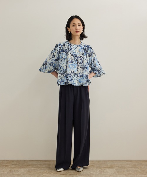 ROPE'(ロペ)の「【洗える】フェイディドフラワープリント・無地ブラウス(シャツ/ブラウス・レディース・ダークブラウン/ブラック/オフホワイト/ブルー・FREE)」の5枚目の写真