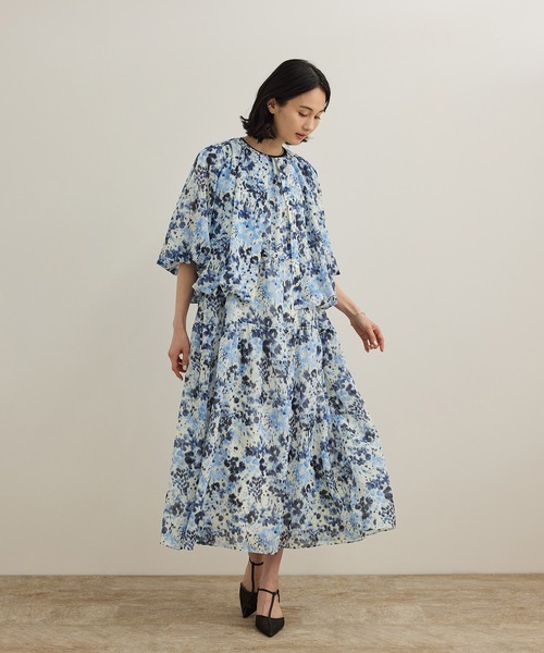 ROPE'(ロペ)の「【洗える】フェイディドフラワープリント・無地ブラウス(シャツ/ブラウス・レディース・ダークブラウン/ブラック/オフホワイト/ブルー・FREE)」の10枚目の写真