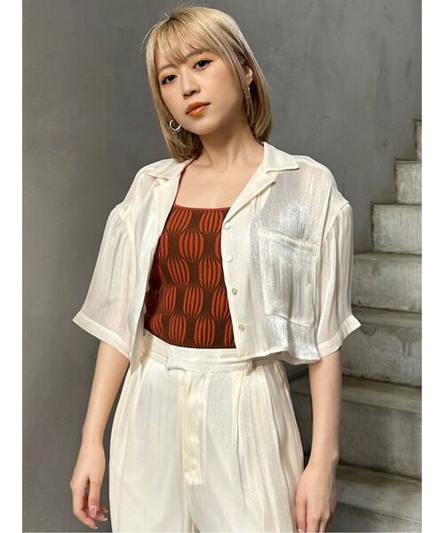 MURUA(ムルーア)の「【セットアップ対応】シャイニーシアーショートシャツ(シャツ/ブラウス・レディース・ライトグリーン/ブラック/アイボリー/ブラウン・FREE)」の11枚目の写真