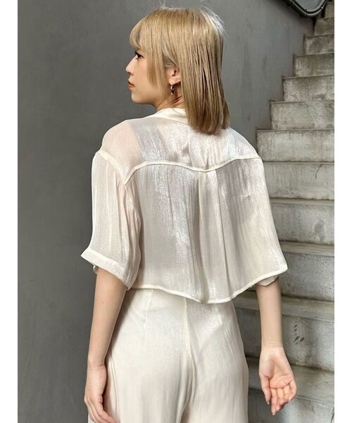 MURUA(ムルーア)の「【セットアップ対応】シャイニーシアーショートシャツ(シャツ/ブラウス・レディース・ライトグリーン/ブラック/アイボリー/ブラウン・FREE)」の12枚目の写真