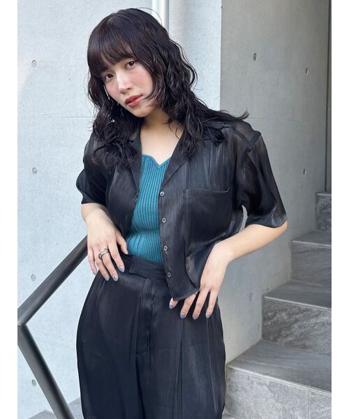 MURUA(ムルーア)の「【セットアップ対応】シャイニーシアーショートシャツ(シャツ/ブラウス・レディース・ライトグリーン/ブラック/アイボリー/ブラウン・FREE)」の17枚目の写真