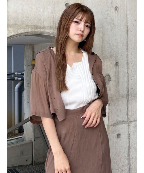 MURUA(ムルーア)の「【セットアップ対応】シャイニーシアーショートシャツ(シャツ/ブラウス・レディース・ライトグリーン/ブラック/アイボリー/ブラウン・FREE)」の21枚目の写真