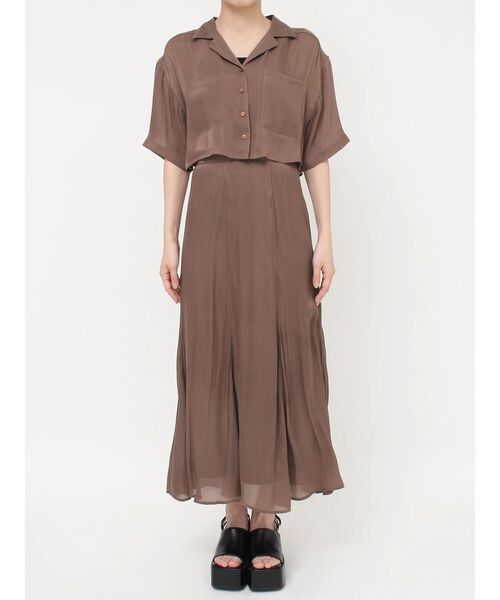 MURUA（ムルーア）の「【セットアップ対応】シャイニーシアーショートシャツ（シャツ/ブラウス・レディース・ライトグリーン/ブラック/アイボリー/ブラウン・FREE）」の18枚目の写真