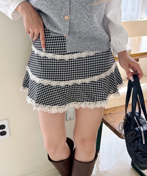 SOLLON.(ソルロン)の「check lace mini skirt(スカート・レディース・レッド/ブラック・FREE)」の3枚目の写真
