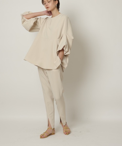CADUNE(カデュネ)の「スリットパンツ(その他パンツ・レディース・ブラック/ベージュ/ブラウン/ネイビー・34/38/36)」の12枚目の写真