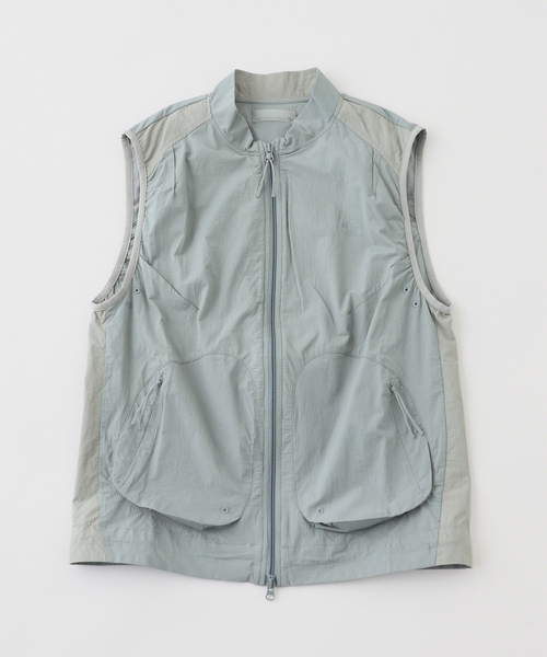 SAN SAN GEAR(サンサンギア)の「SAN SAN GEAR / サンサンギア TERRAFACE VEST SG2501JK11(ブルゾン・メンズ・グレー/チャコールグレー・2/1)」の2枚目の写真