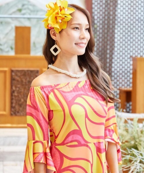 Maunaloa(マウナロア)の「【Maunaloa】ナチュスクエアピアス(ピアス(両耳用)・レディース・ナチュラル・FREE)」の4枚目の写真