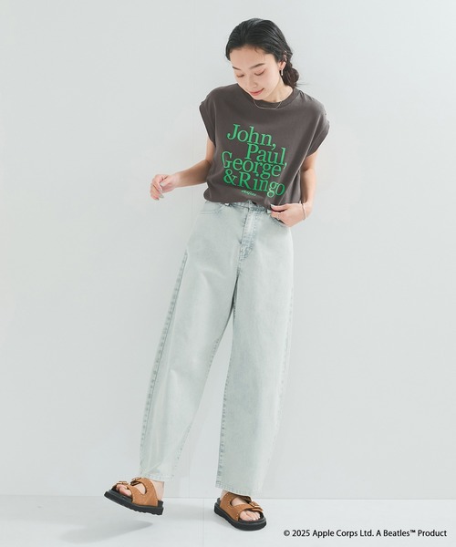 le cercle ADAM ET ROPE'(ルセルクルアダムエロペ)の「【THE BEATLES/ザ ビートルズ】ノースリーブTシャツ(Tシャツ/カットソー・レディース・ホワイト系その他/チャコールグレー・FREE)」の5枚目の写真