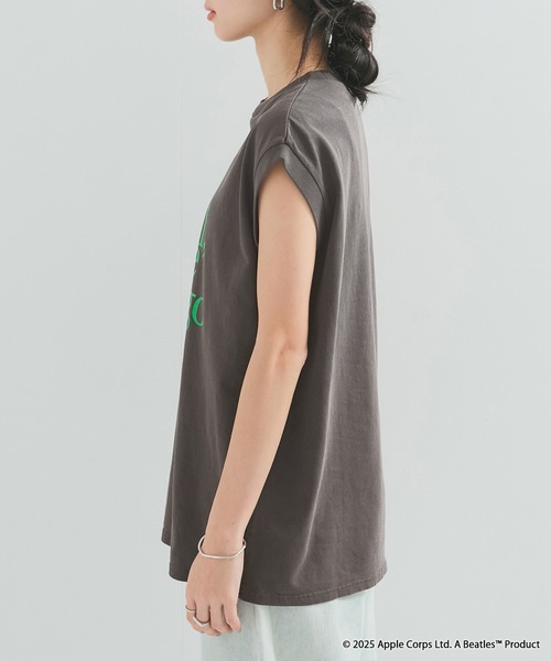 le cercle ADAM ET ROPE'(ルセルクルアダムエロペ)の「【THE BEATLES/ザ ビートルズ】ノースリーブTシャツ(Tシャツ/カットソー・レディース・ホワイト系その他/チャコールグレー・FREE)」の12枚目の写真