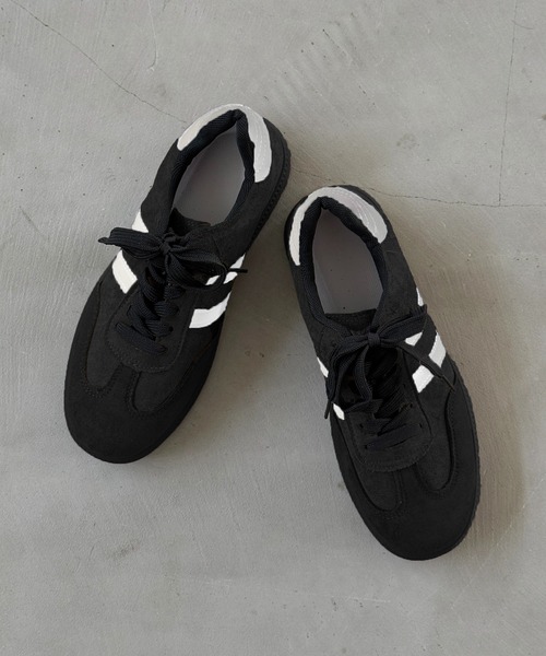 A by MAGASIN DE MODE(エーバイマガジンデモード)の「【A by MAGASIN DE MODE】サイドラインスニーカー KNF-TP(スニーカー・レディース・ブラック/ライトグレー/カーキ/ホワイト・37/36/39/38)」の3枚目の写真