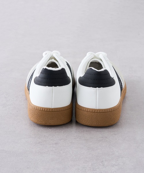 A by MAGASIN DE MODE(エーバイマガジンデモード)の「【A by MAGASIN DE MODE】サイドラインスニーカー KNF-TP(スニーカー・レディース・ブラック/ライトグレー/カーキ/ホワイト・37/36/39/38)」の7枚目の写真