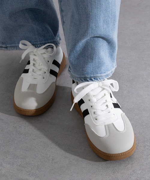 A by MAGASIN DE MODE(エーバイマガジンデモード)の「【A by MAGASIN DE MODE】サイドラインスニーカー KNF-TP(スニーカー・レディース・ブラック/ライトグレー/カーキ/ホワイト・37/36/39/38)」の10枚目の写真