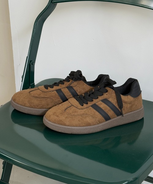 A by MAGASIN DE MODE(エーバイマガジンデモード)の「【A by MAGASIN DE MODE】サイドラインスニーカー KNF-TP(スニーカー・レディース・ブラック/ライトグレー/カーキ/ホワイト・37/36/39/38)」の16枚目の写真