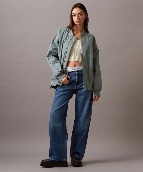 Calvin Klein(カルバン・クライン)の「ロング ボンバージャケット(ミリタリージャケット・レディース・コーラル/ブラック/ブルー系その他・XS/S)」の7枚目の写真
