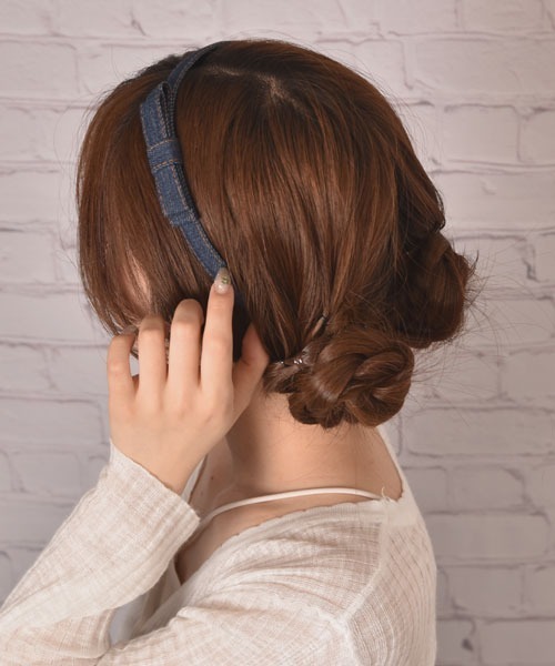 VIBGYOR Women（ヴィブジョー　ウィメン）の「【float】デニム リボン デザイン カチューシャ（カチューシャ・レディース・ライトブルー/ブラック/インディゴブルー・FREE）」の7枚目の写真