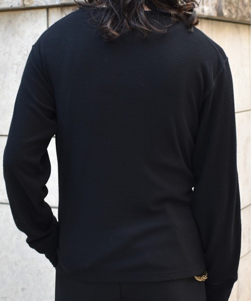 Noen(ノエン)の「Vネックヘンリーニットソー(ニット/セーター・メンズ・アイボリー/ブラック・MEDIUM/LARGE/X-LARGE)」の10枚目の写真