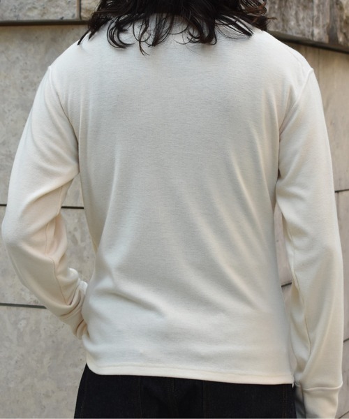 Noen(ノエン)の「Vネックヘンリーニットソー(ニット/セーター・メンズ・アイボリー/ブラック・MEDIUM/LARGE/X-LARGE)」の7枚目の写真