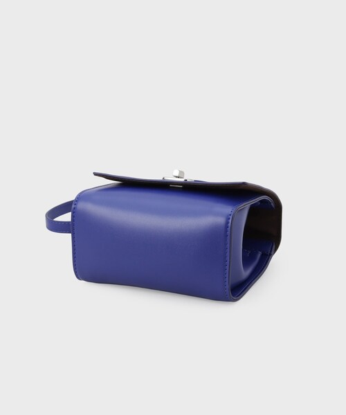 INDIVI(インディヴィ)の「ミニスクエアショルダー(ショルダーバッグ・レディース・ブルー系その他/ブラック・00)」の12枚目の写真