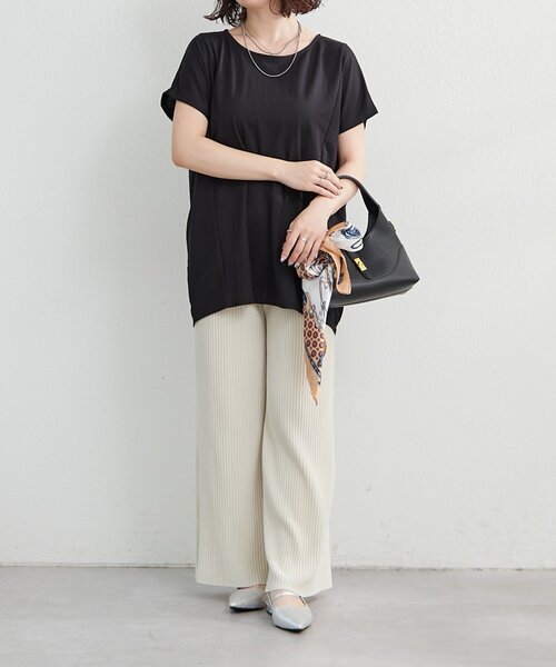 NAO(ナオ)の「【接触冷感ひんやりタッチ】カノコ切替プルオーバー(Tシャツ/カットソー・レディース・ブラック/オフホワイト/ライトブルーグレー/モカ・FREE)」の17枚目の写真