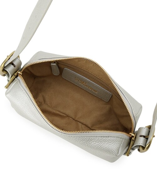 TOFF&LOADSTONE（トフアンドロードストーン）の「【STORY 2月号掲載】Easy（イージー）S（ショルダーバッグ・レディース・ブラック/ホワイト系/グレー系その他6/ブラウン系その他2/サンドベージュ/マスタード/シルバー・00）」の22枚目の写真