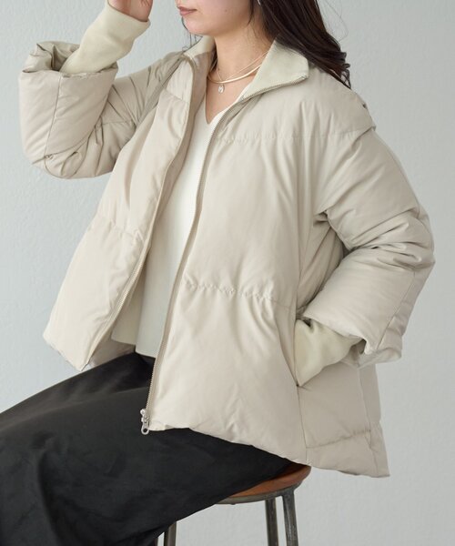 BEARDSLEY（ビアズリー）の「ジップフレアダウン（ダウンジャケット/コート・レディース・ベージュ/ブラック・FREE）」の15枚目の写真