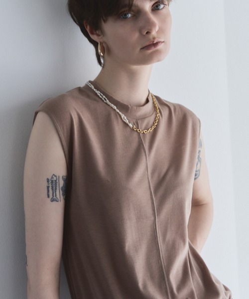 Muel Chic(ミュエルシック)の「Tao sleeveless CS タオノースリーブカットソー(Tシャツ/カットソー・レディース・グレー/ブラック/サックスブルー/モカ/オレンジ/ホワイト・FREE)」の18枚目の写真