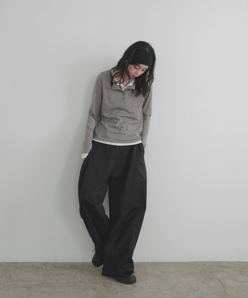 LIAN(リアン)の「バイカラーヘンリーネックプルオーバー【入荷禁止】(Tシャツ/カットソー・レディース・グレー/チャコールグレー/ブラウン・FREE)」の14枚目の写真